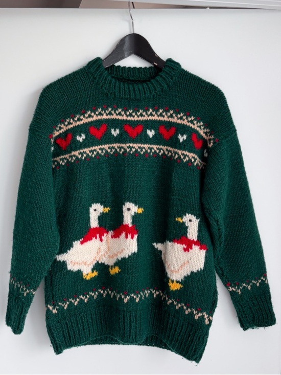 Hand Crafted Sweaters - Vintage Hand Knit Duck Sweater Dark Green Chunky Heavyweight Fair Isle Hearts